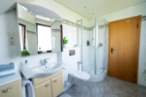 Badezimmer 1. OG