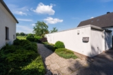 Garage und Zugang Haus