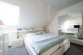 Schlafzimmer 1. OG