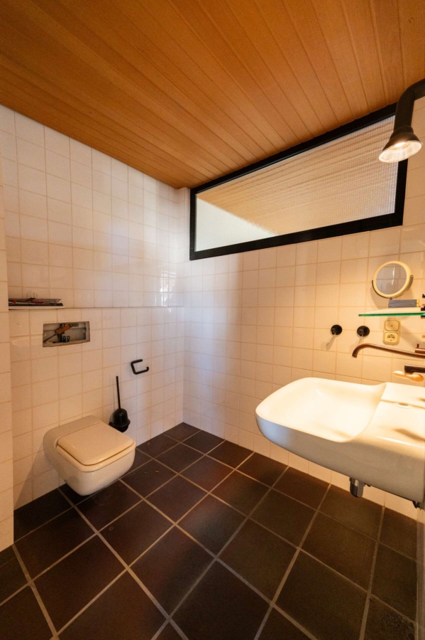 Badezimmer DG