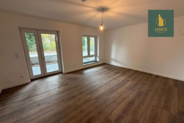 Nachhaltig und stilvoll: Gartenwohnung mit Terrasse und Top-Energieeffizienz am Herforder Stiftberg, 32049 Herford, Souterrainwohnung