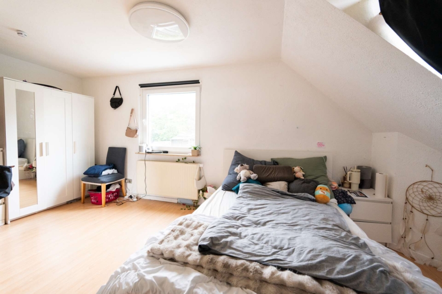 Kind / Büro / Ankleide OG
